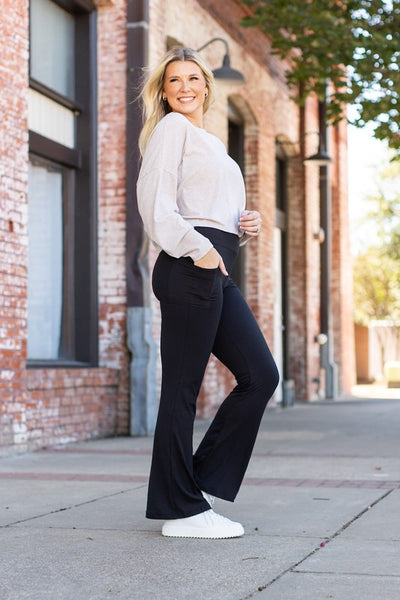 The Vanessa - 30 in Inseam Black Bootcut Leggings