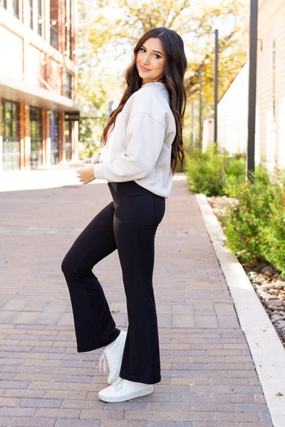 The Vanessa - 30 in Inseam Black Bootcut Leggings