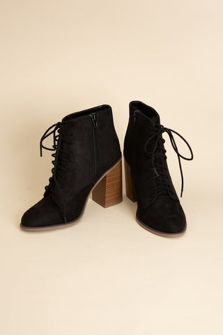 Simple Lace Up Boots