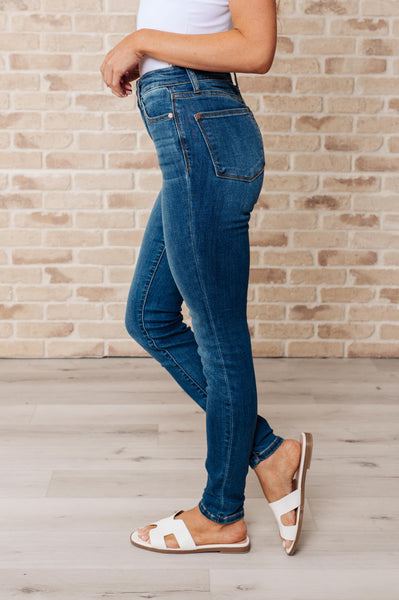 Daphne High Rise Skinny Jeans