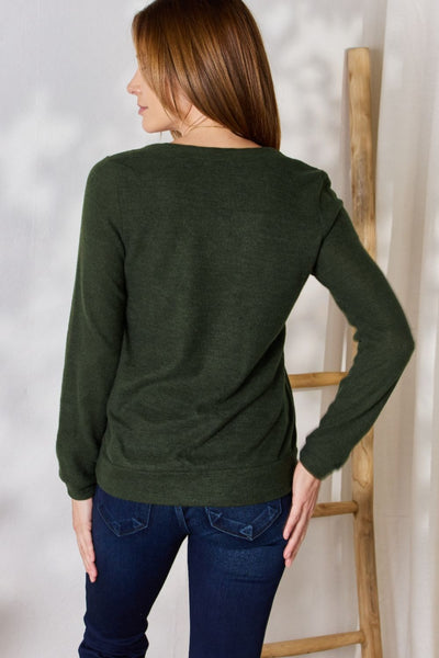 Hailey & Co Full Size Colorblock V-Neck Blouse **on sale**